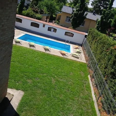 Lisztes Apartman *