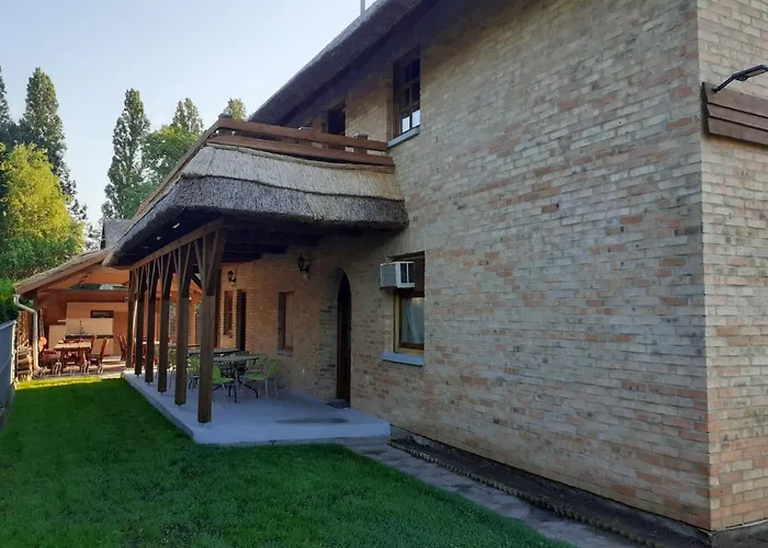 Lisztes アパート *