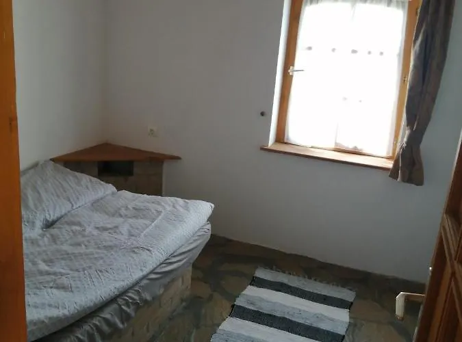 アパート Lisztes